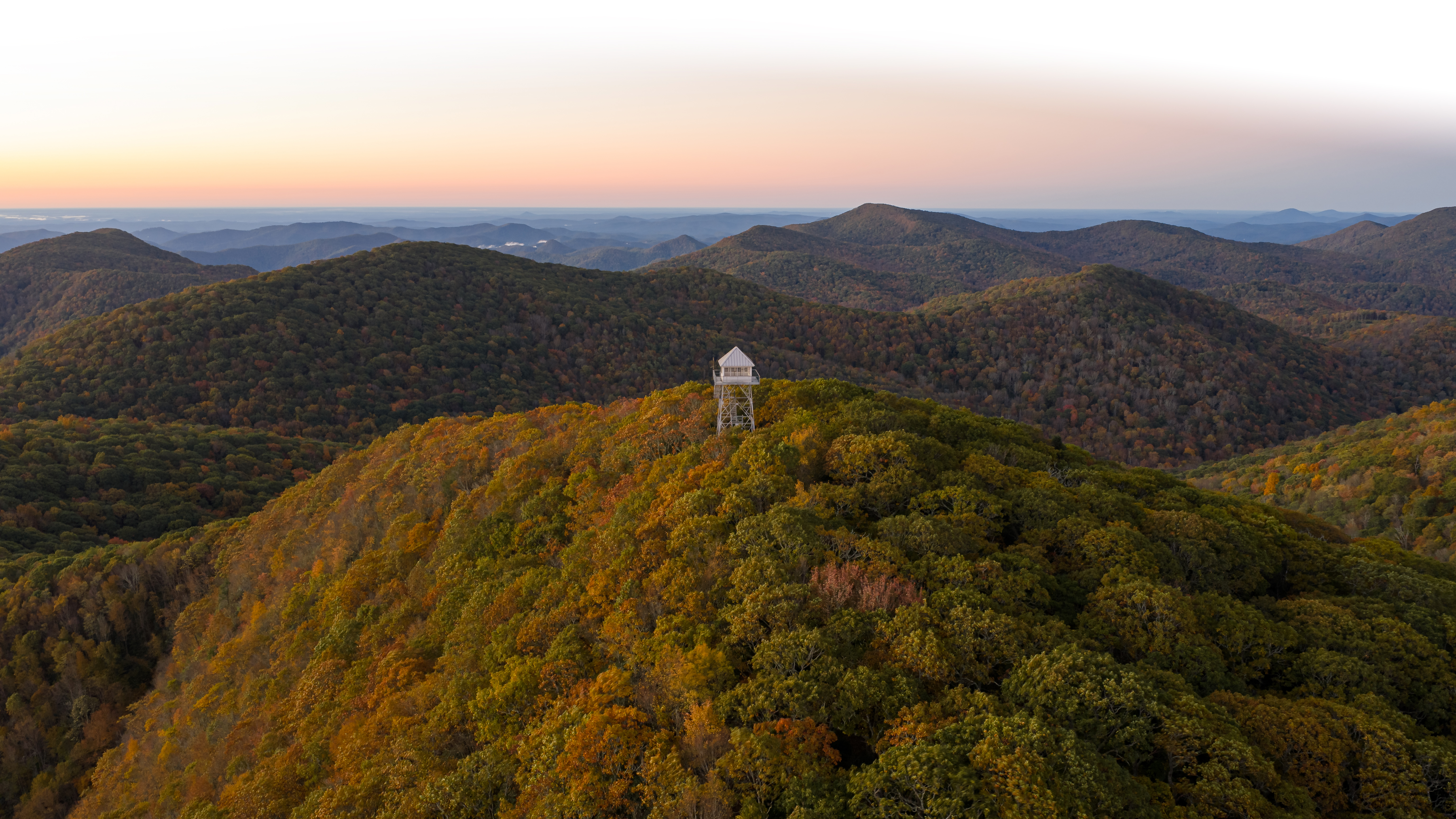Franklin & Nantahala, NC — Fall Foliage, Appalachian Trail Hikes & Gem Mining